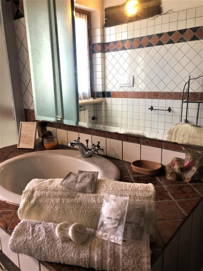 Willa Casale L'Antica Mola Castel Madama Zewnętrze zdjęcie